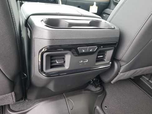 New 2026 GMC Sierra 3500 AT4 w/ AT4 Premium Plus Package AWD/4WD image 17