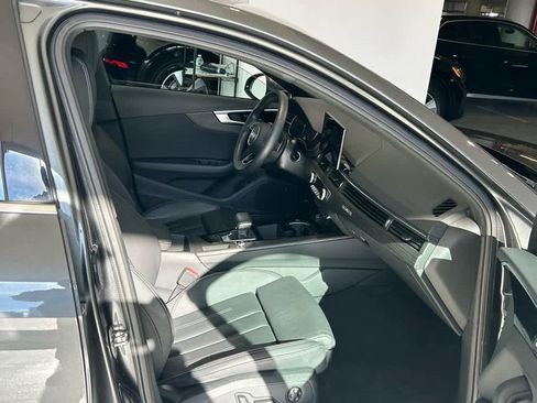 Used 2023 Audi A4 2.0T Premium w/ Convenience Package image 23