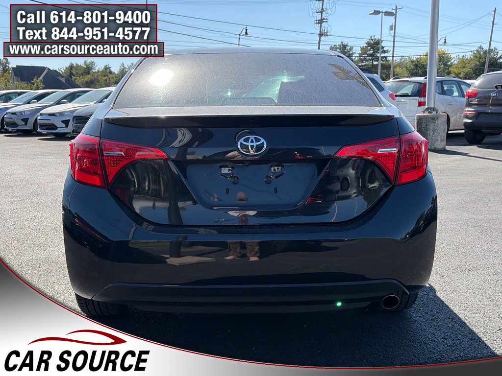 Used 2017 Toyota Corolla SE FWD image 6