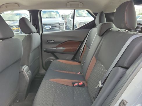 Certified 2023 Nissan Kicks SR FWD image 12