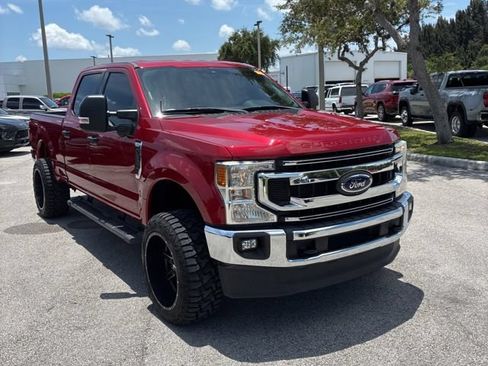 Used 2022 Ford F250 XLT AWD/4WD image 4