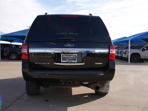 Used 2017 Ford Expedition Platinum image 5