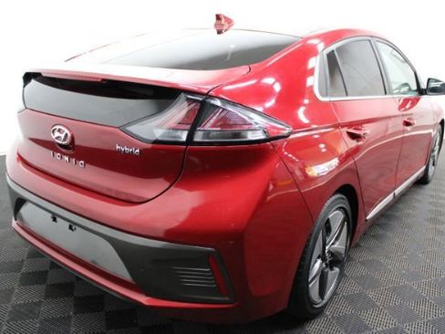 Used 2020 Hyundai Ioniq SEL image 5