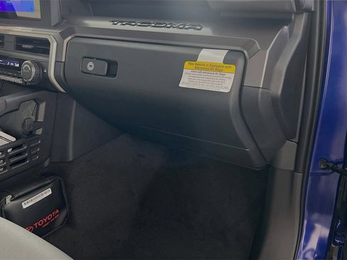 Used 2025 Toyota Tacoma SR5 RWD image 34