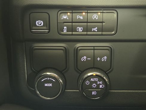 New 2026 Chevrolet Suburban LT w/ Comfort Package RWD image 22