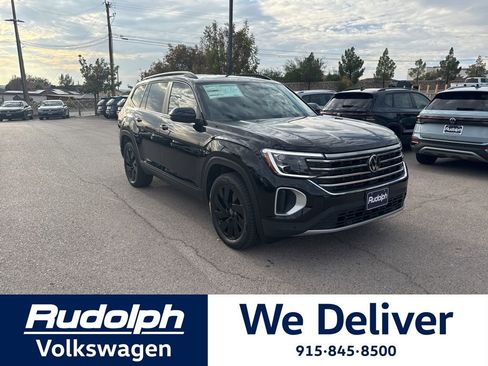 New 2026 Volkswagen Atlas SE image 7