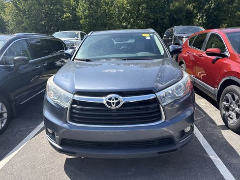 Used 2015 Toyota Highlander XLE FWD image 39
