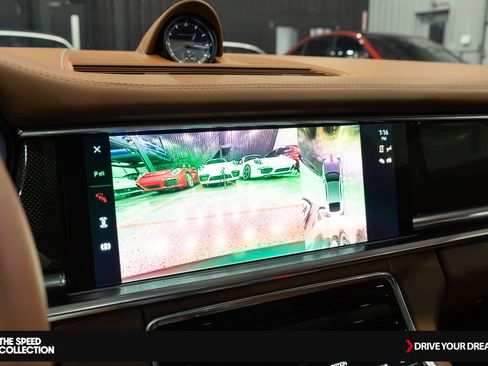 Used 2022 Porsche Panamera Turbo S image 58
