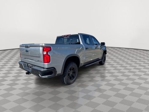 Used 2023 Chevrolet Silverado 1500 ZR2 w/ Technology Package AWD/4WD image 10