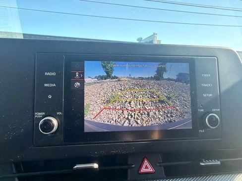 Used 2023 Kia Sportage LX AWD/4WD image 12