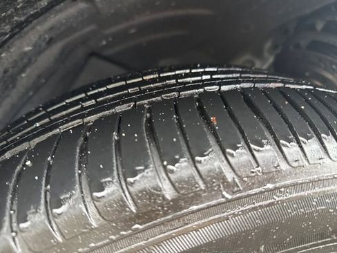 Used 2025 Subaru Ascent Bronze Edition image 28