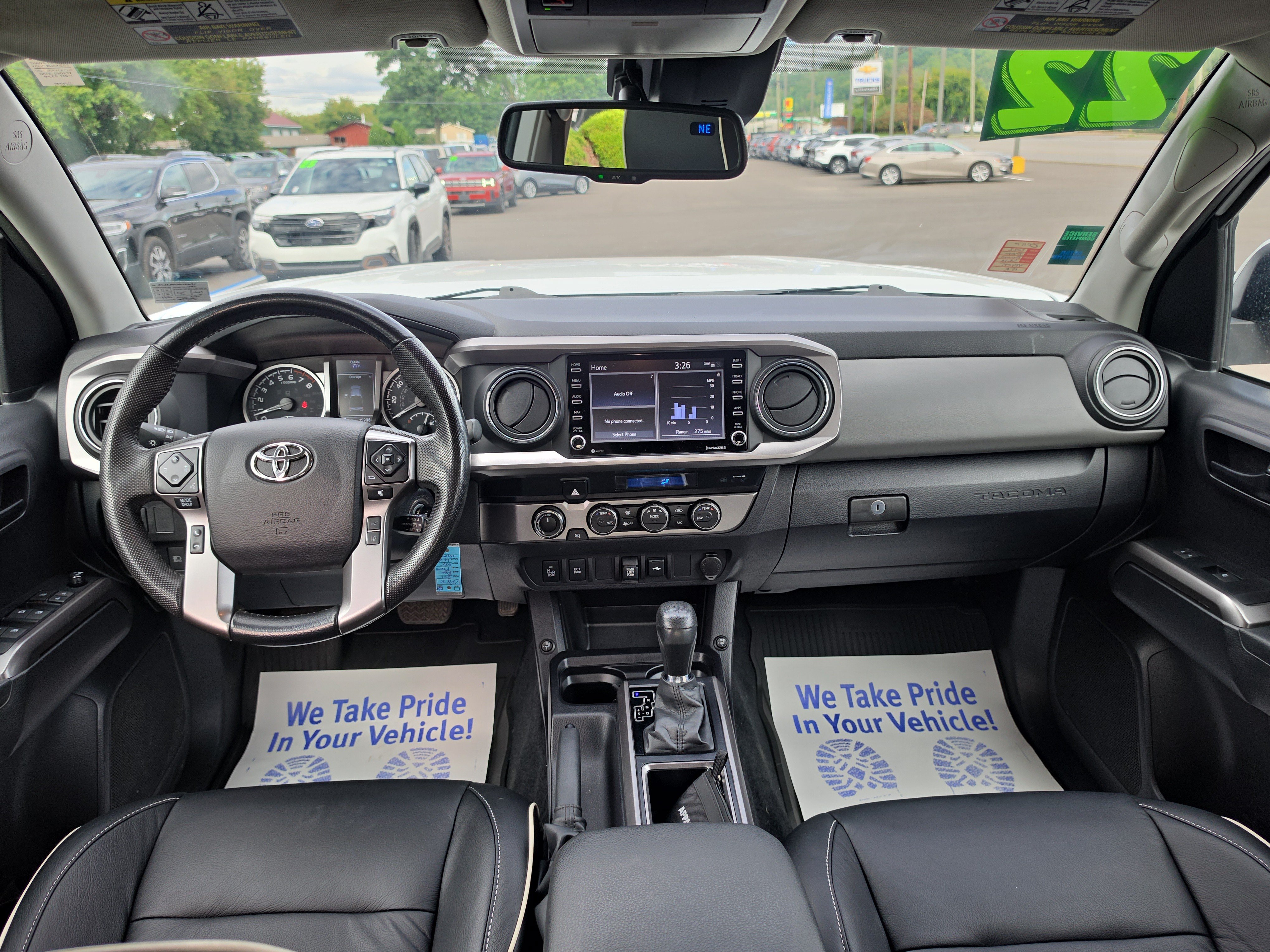 Used 2022 Toyota Tacoma SR5 w/ Technology Package AWD/4WD image 14