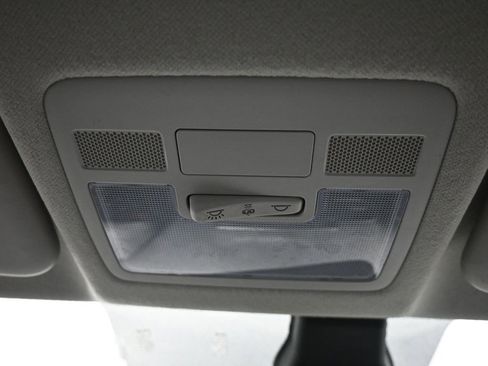 Used 2023 Hyundai Venue SE w/ Cargo Package image 17