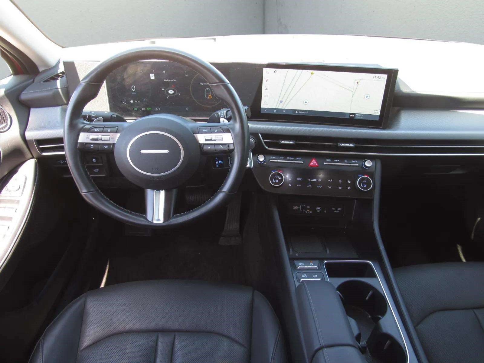 Used 2026 Hyundai Sonata Limited FWD image 16