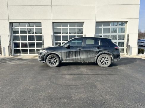 Used 2023 Honda HR-V Sport image 3