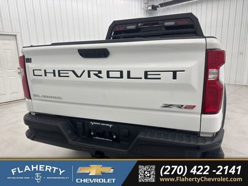 Used 2024 Chevrolet Silverado 1500 ZR2 w/ Technology Package image 4