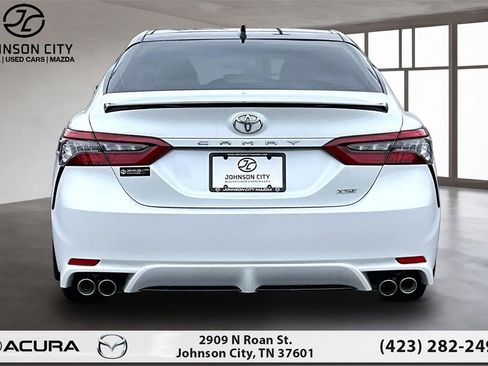 Used 2022 Toyota Camry XSE image 4