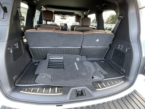 Used 2024 Nissan Armada Platinum w/ Captain's Chairs Package image 34