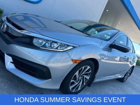 Used 2018 Honda Civic EX image 4