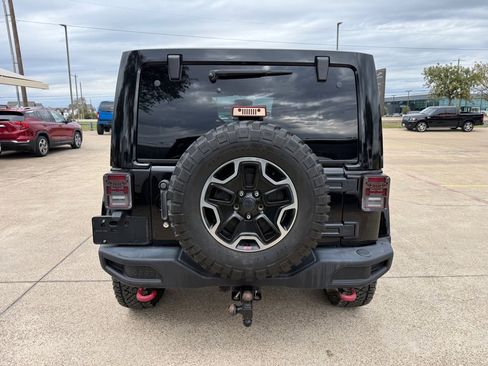 Used 2016 Jeep Wrangler Unlimited Rubicon image 6