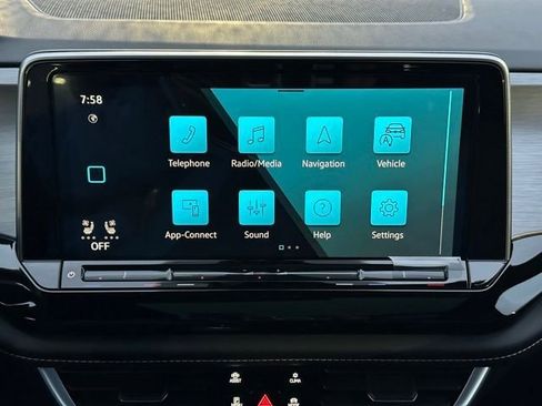 New 2026 Volkswagen Atlas Cross Sport SE image 34