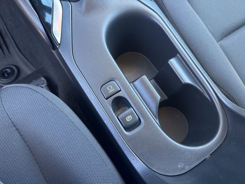 Used 2023 Toyota Corolla LE image 16