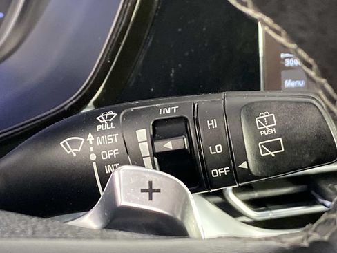 Used 2022 Kia Niro Touring Special Edition FWD image 20
