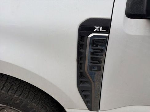Certified 2023 Ford F250 XL w/ XL Chrome Package image 6