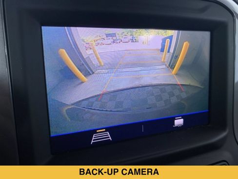 Certified 2020 Chevrolet Silverado 1500 Custom w/ Custom Value Package AWD/4WD image 6