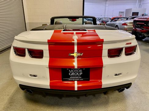 Used 2011 Chevrolet Camaro SS w/ RS Package image 11