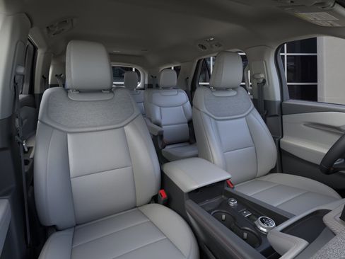 New 2026 Ford Explorer Active AWD/4WD image 10