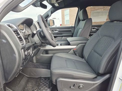 New 2026 RAM 1500 Big Horn AWD/4WD image 16