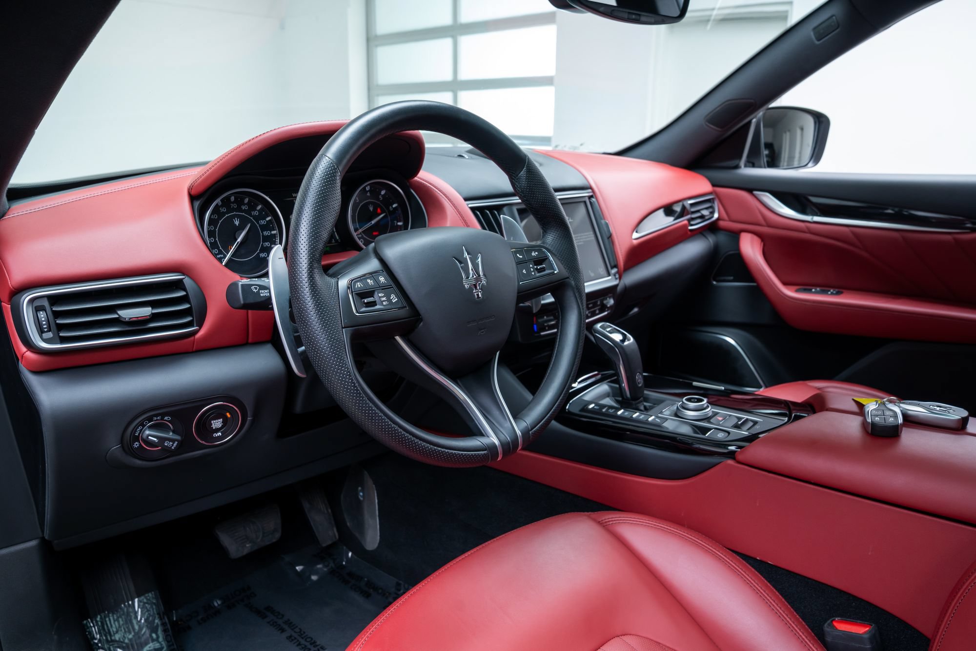 Used 2023 Maserati Levante GT AWD/4WD image 21