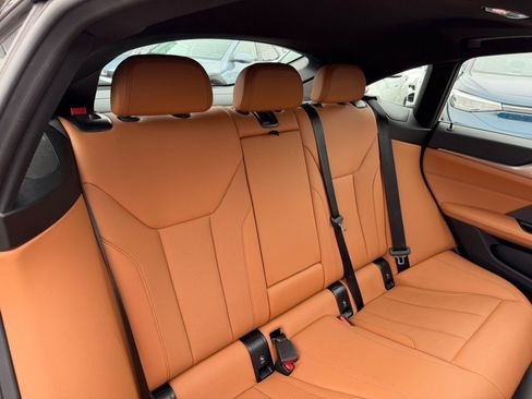 Used 2023 BMW i4 eDrive35 w/ Premium Package RWD image 41