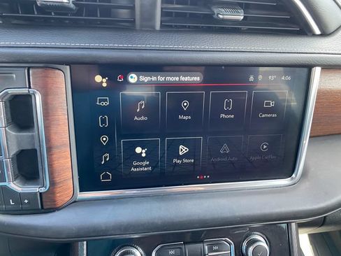 Used 2023 GMC Yukon XL Denali Ultimate AWD/4WD image 19