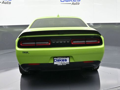 Used 2019 Dodge Challenger SRT Hellcat Redeye image 6