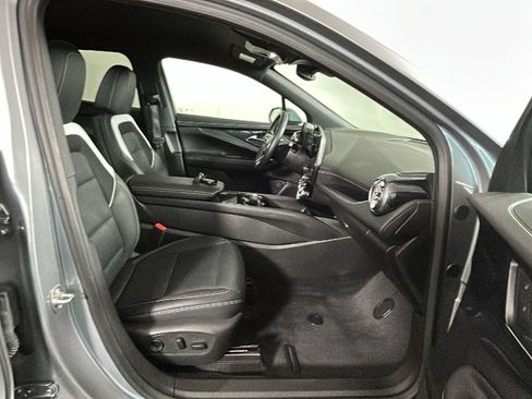 Used 2024 Chevrolet Blazer EV LT AWD/4WD image 34