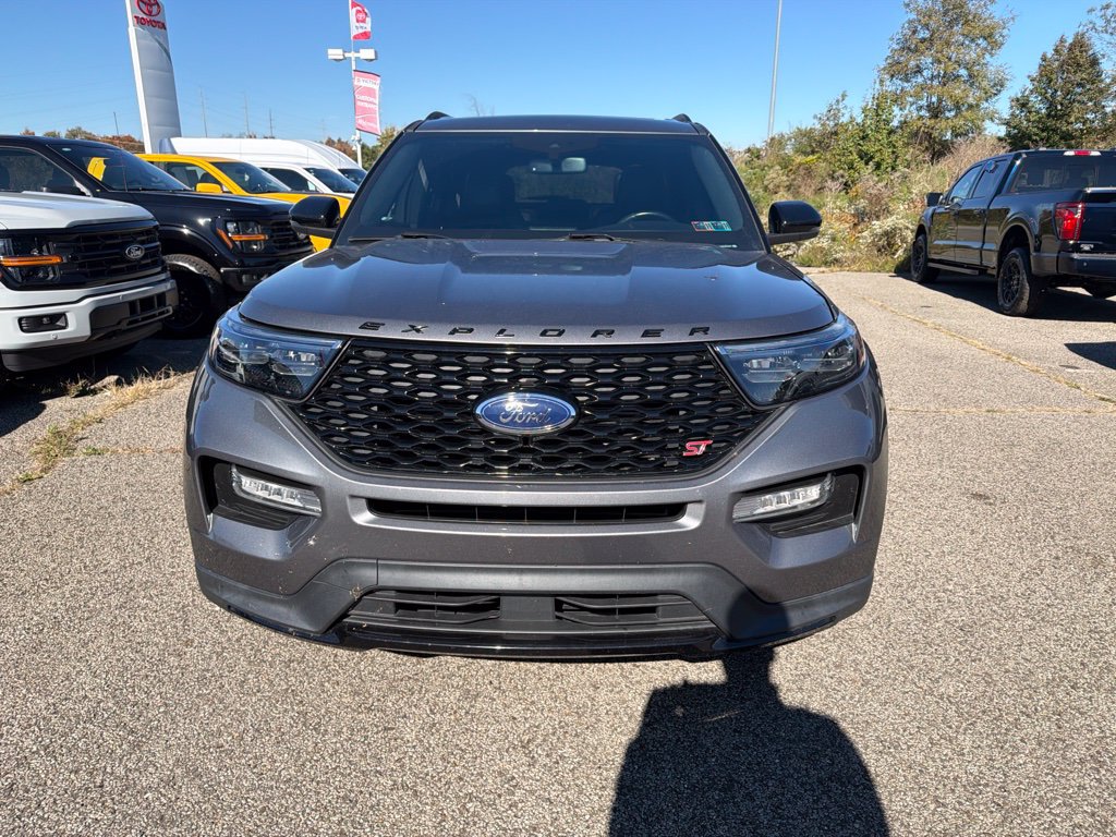 Used 2021 Ford Explorer ST w/ ST Street Pack AWD/4WD image 2