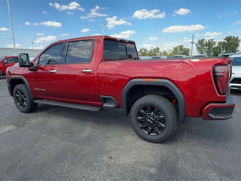 Used 2024 GMC Sierra 2500 AT4 w/ AT4 Preferred Package image 6