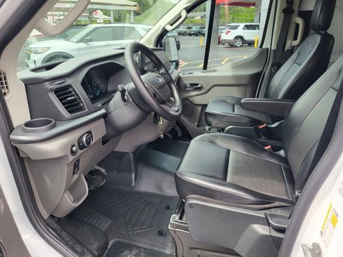 Used 2025 Ford Transit 150 Low Roof w/ Load Area Protection Package RWD image 19