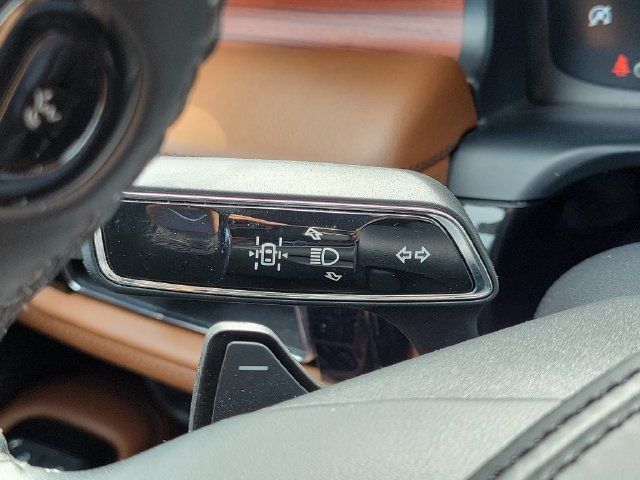 Used 2023 Lincoln Aviator Reserve w/ Elements Package Plus AWD/4WD image 14