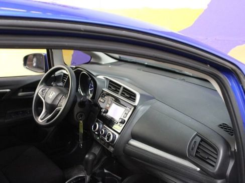Used 2020 Honda Fit LX image 12