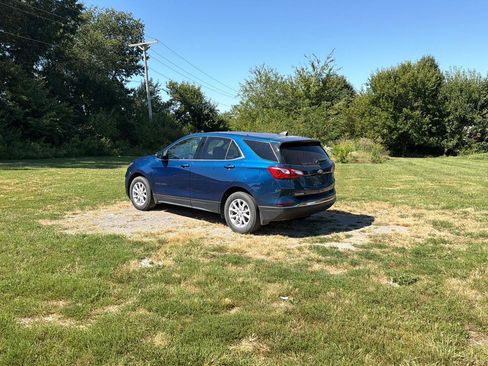 Used 2019 Chevrolet Equinox LT FWD image 3