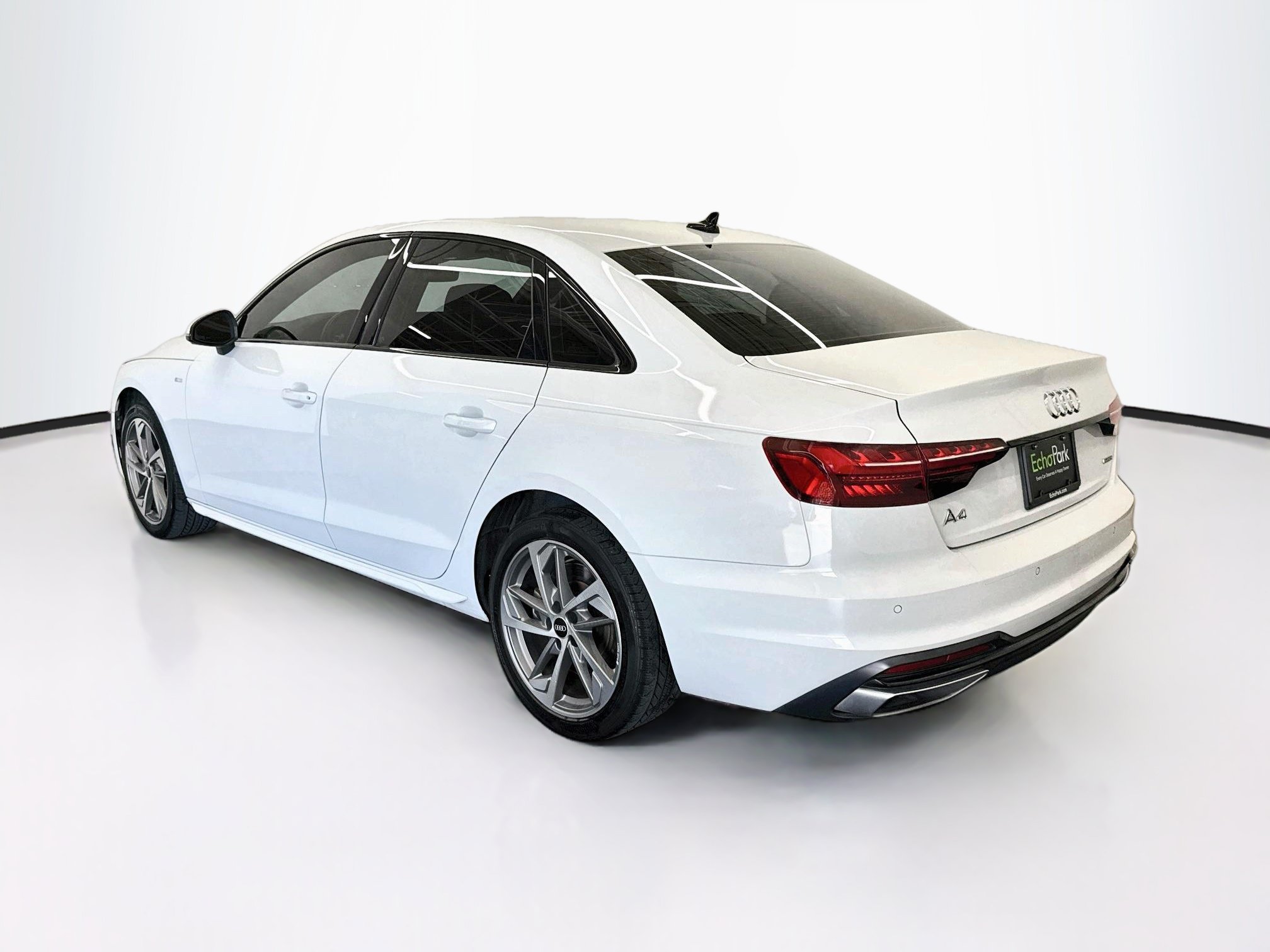 Used 2021 Audi A4 2.0T Premium Plus w/ Premium Plus Package AWD/4WD image 5