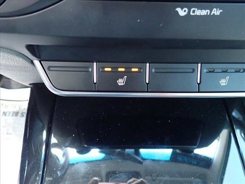 Used 2017 Kia Sorento SX AWD/4WD image 20