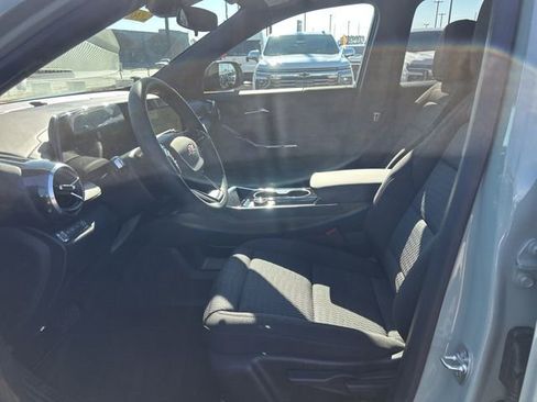 New 2026 Chevrolet Equinox LT image 15