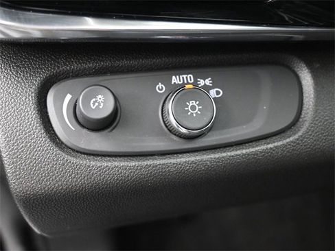 Used 2024 Buick Envista Sport Touring w/ Convenience I Package image 21