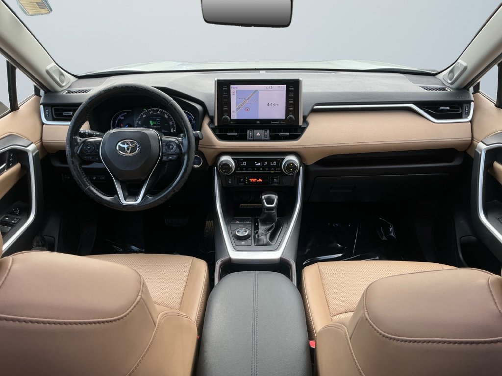 Used 2019 Toyota RAV4 Limited AWD/4WD image 11