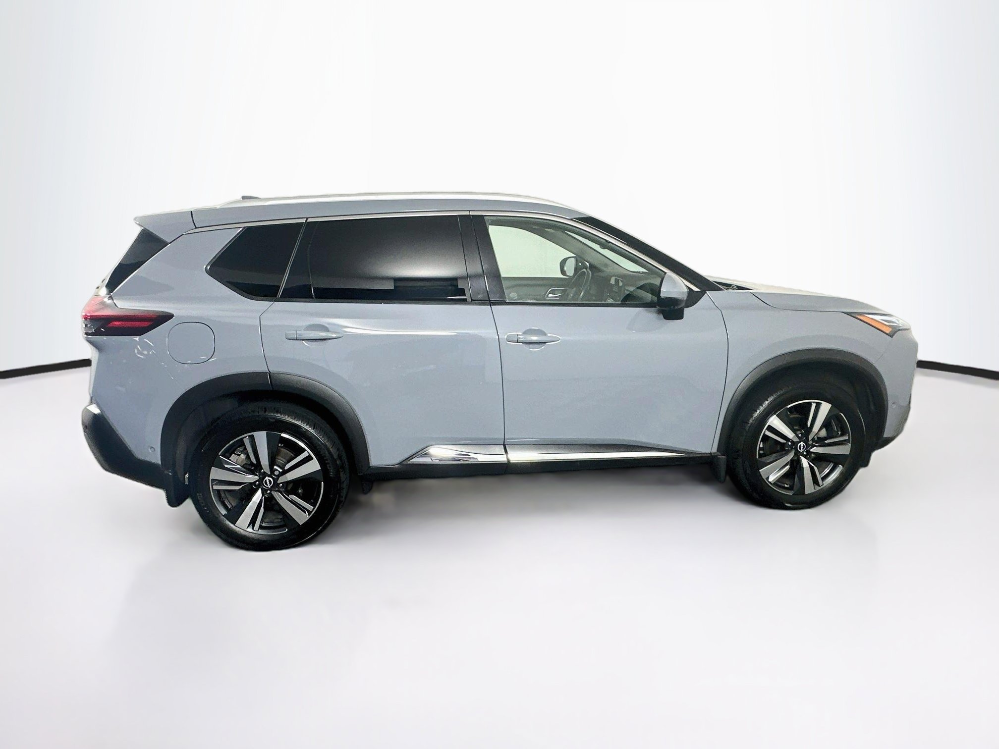 Used 2022 Nissan Rogue Platinum w/ Head-Up Display Package FWD image 10