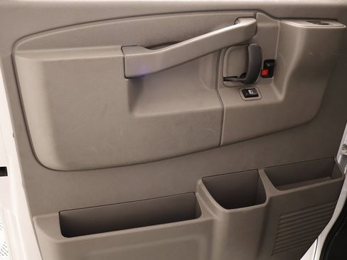 Used 2020 Chevrolet Express 3500 LS image 14